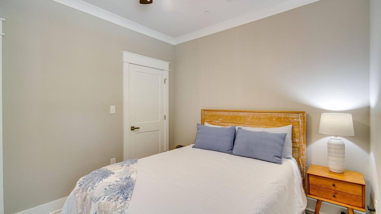 Photo of Bedroom in Diamondhead
