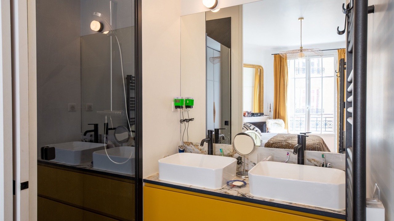 Photo of Bathroom in Auteuil
