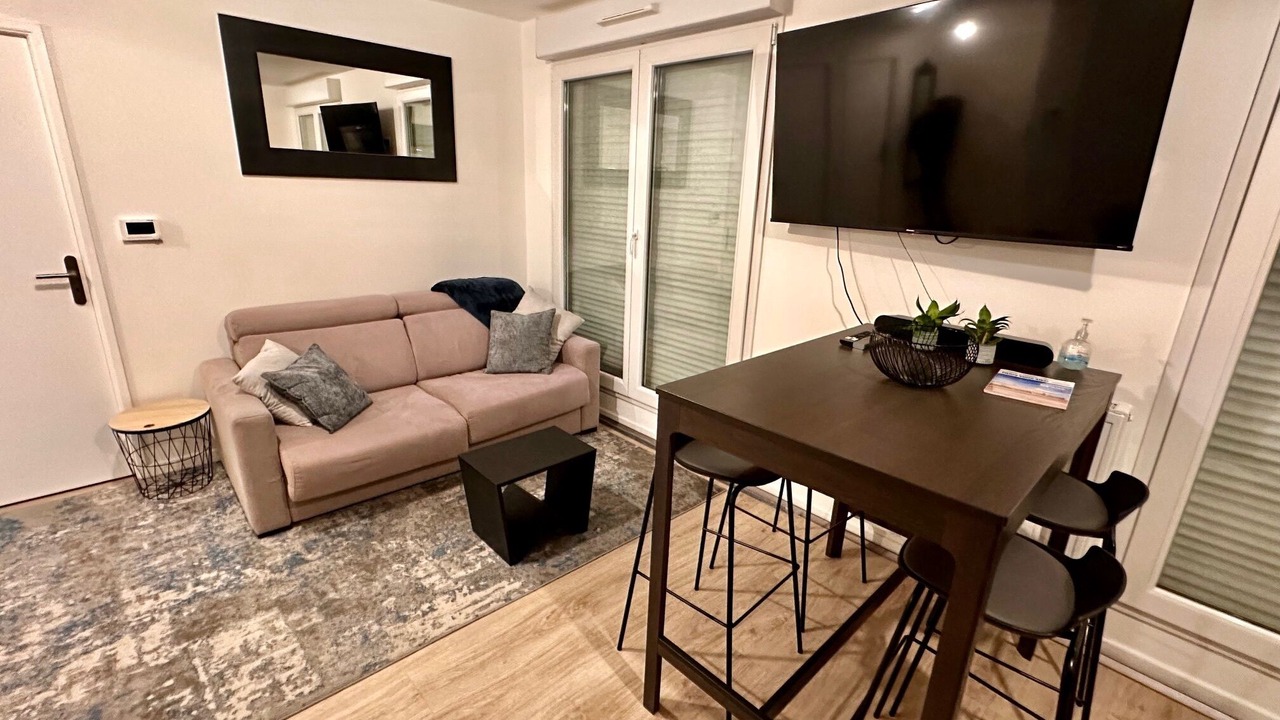 Photo of Livingroom in Le Bourget