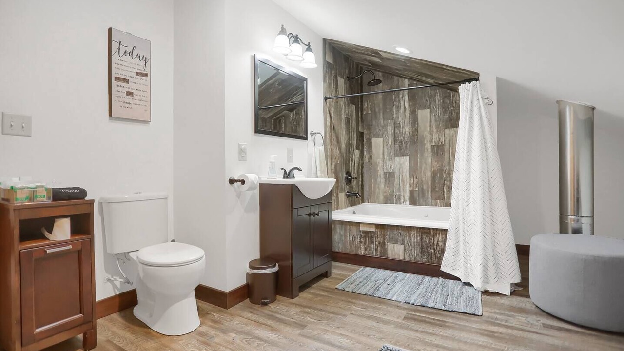 Photo of Bathroom in Walker Lake