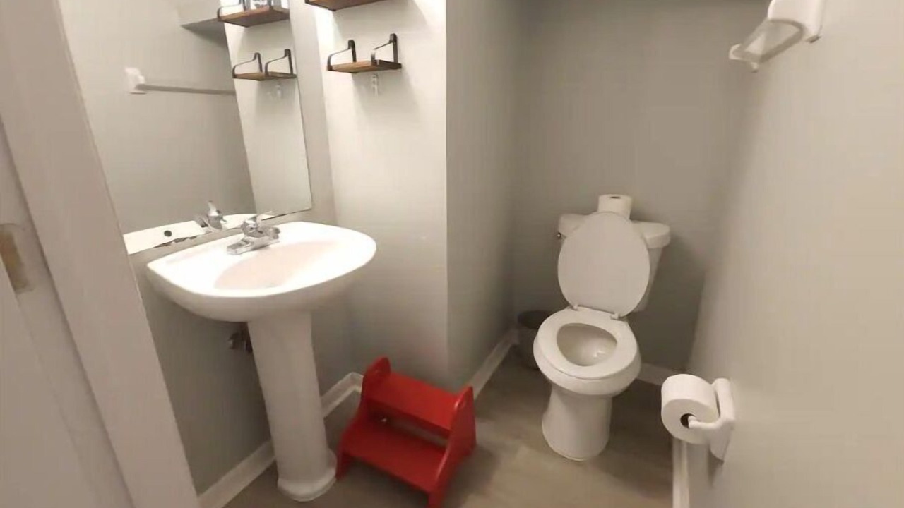 Photo of Bathroom in County Line Coalition