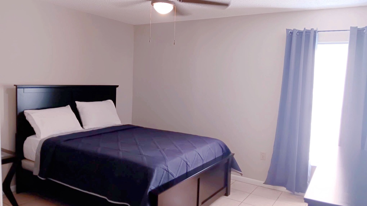 Photo of Bedroom in Lakeland