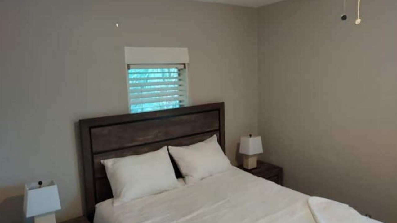 Photo of Bedroom in United Central