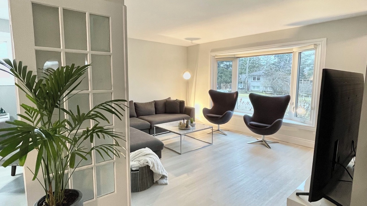 Photo of Livingroom in Burlington
