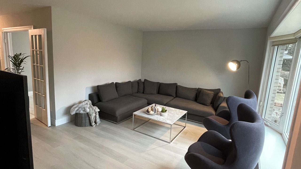 Photo of Livingroom in Burlington