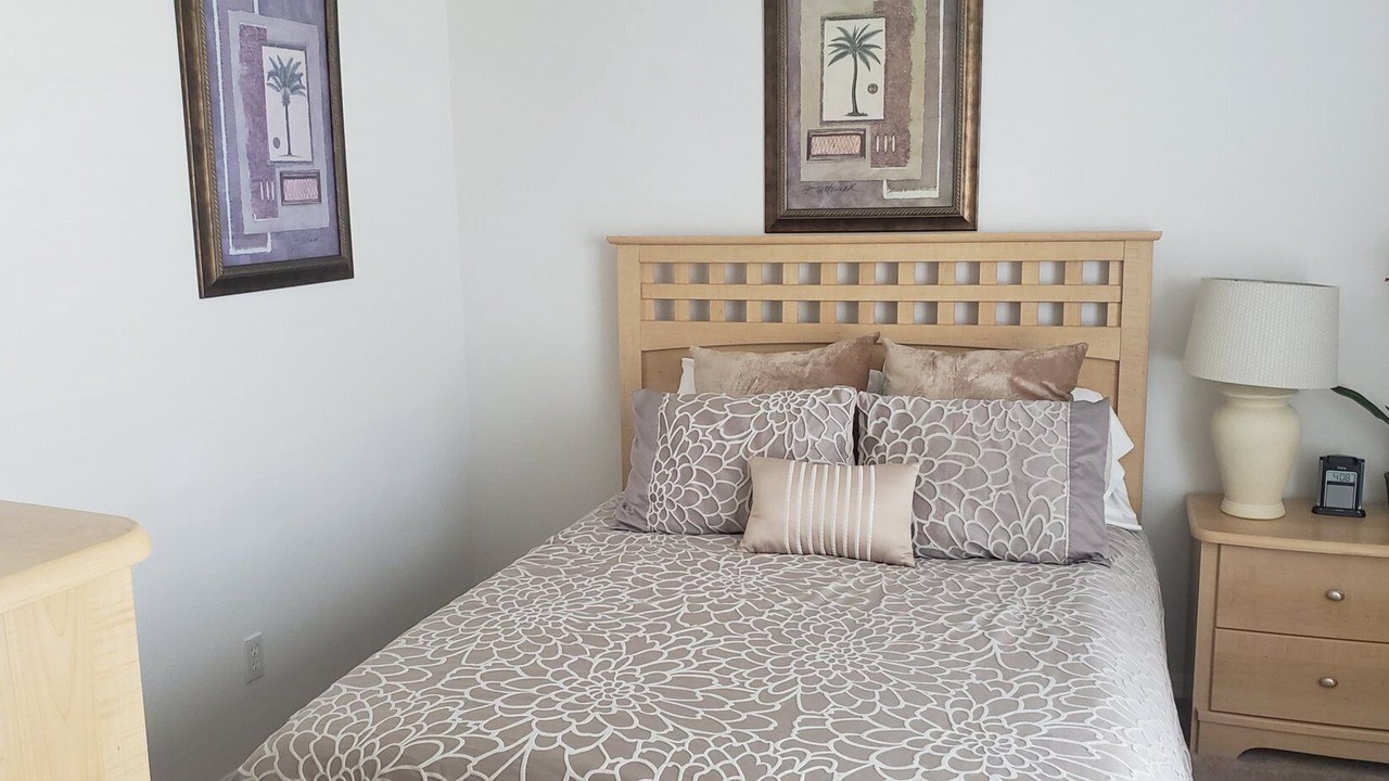 Photo of Bedroom in Orange Tree