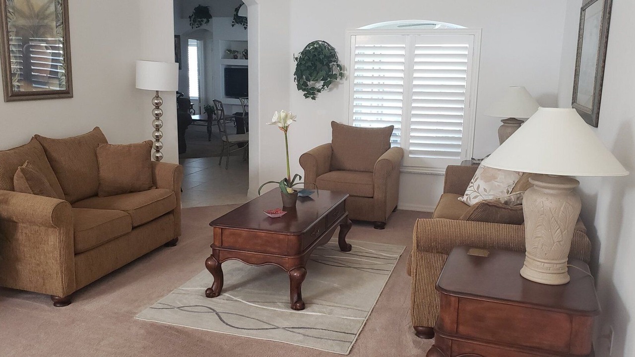 Photo of Livingroom in Orange Tree
