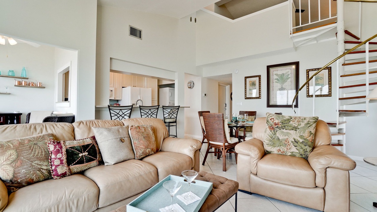 Photo of Livingroom in Bradenton Beach