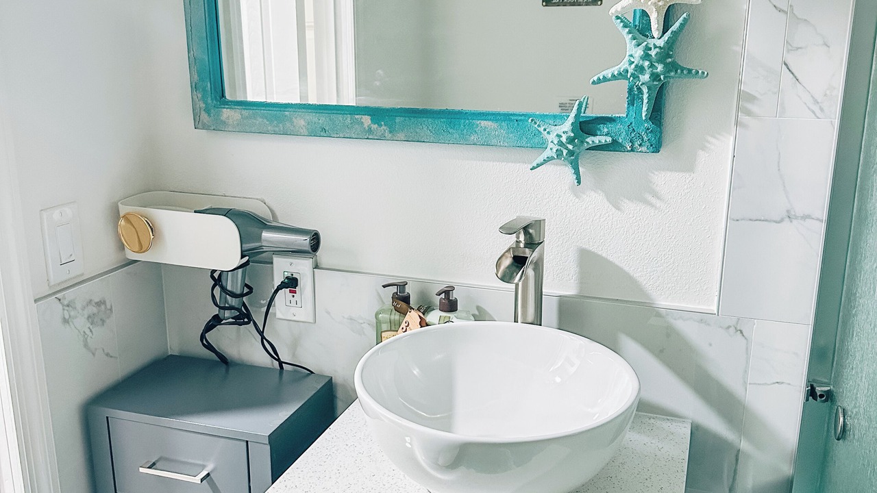 Photo of Bathroom in Town N County Park