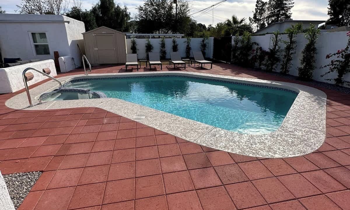 Photo of Outdoor in Peters View