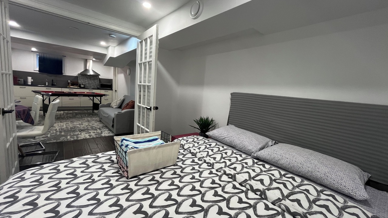 Photo of Bedroom in Richmond Hill