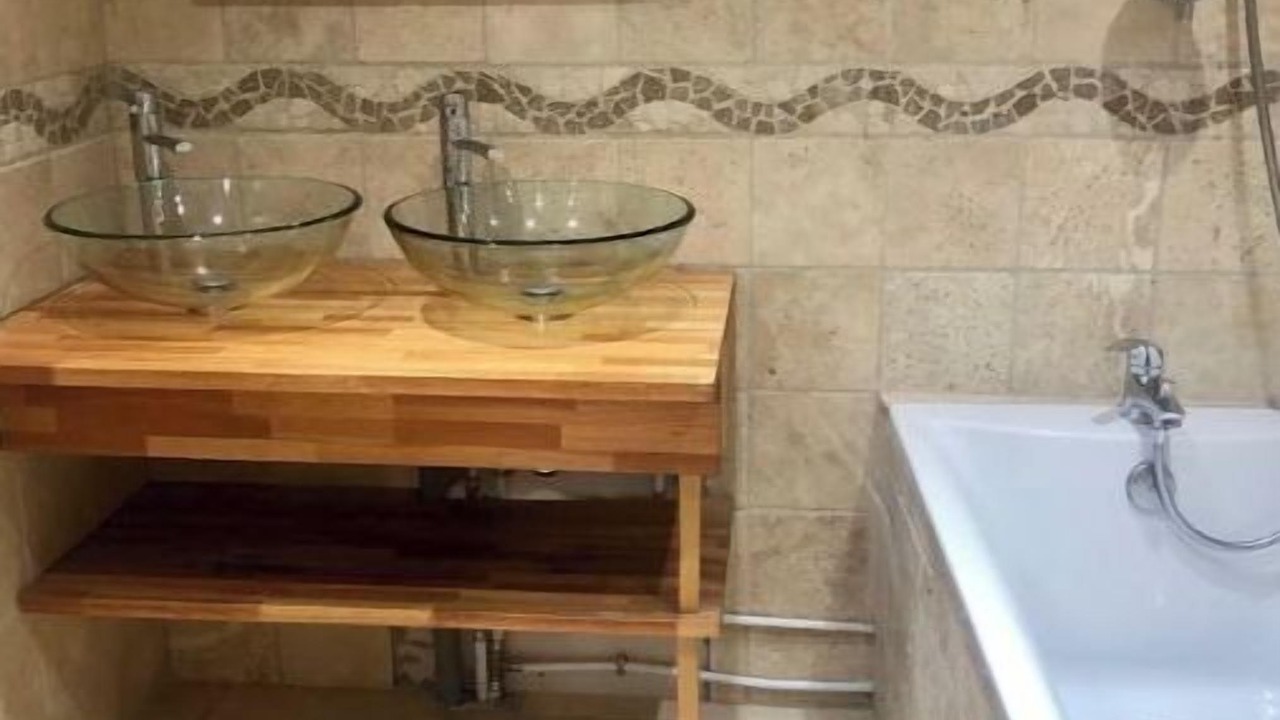 Photo of Bathroom in La Villette