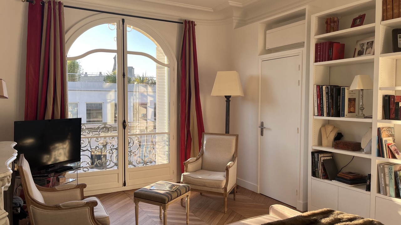 Photo of Livingroom in Quartier de la Plaine-de-Monceaux