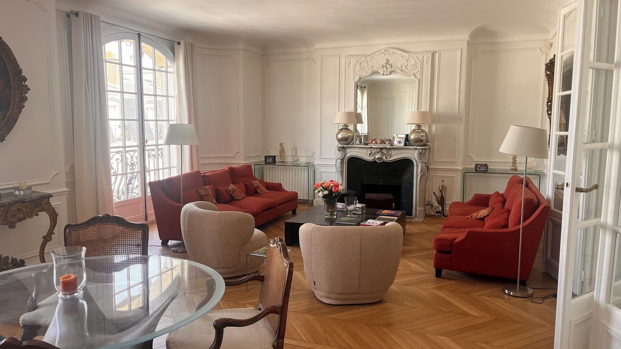 Photo of Livingroom in Quartier de la Plaine-de-Monceaux