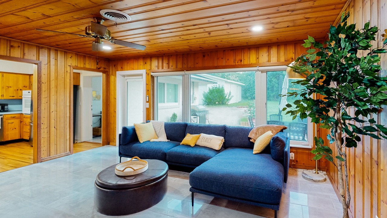 Photo of Livingroom in Lakeland