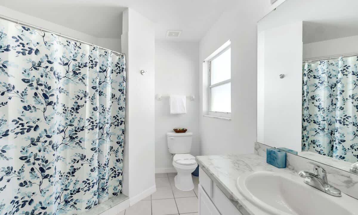Photo of Bathroom in Indian Ridge