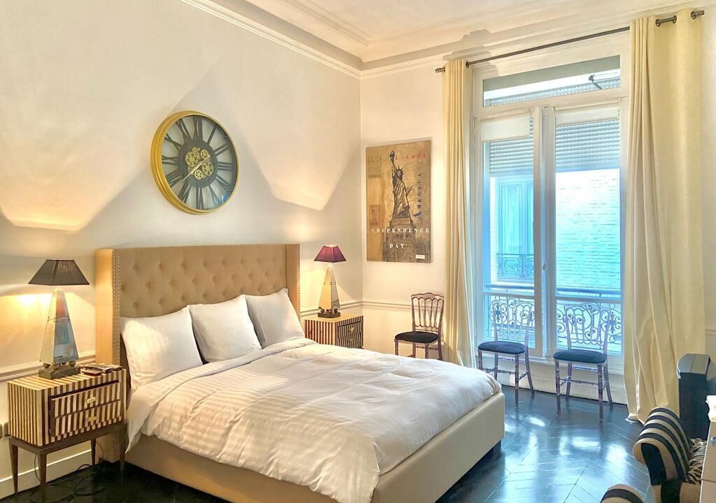 Photo of Bedroom in Champs-Elysees