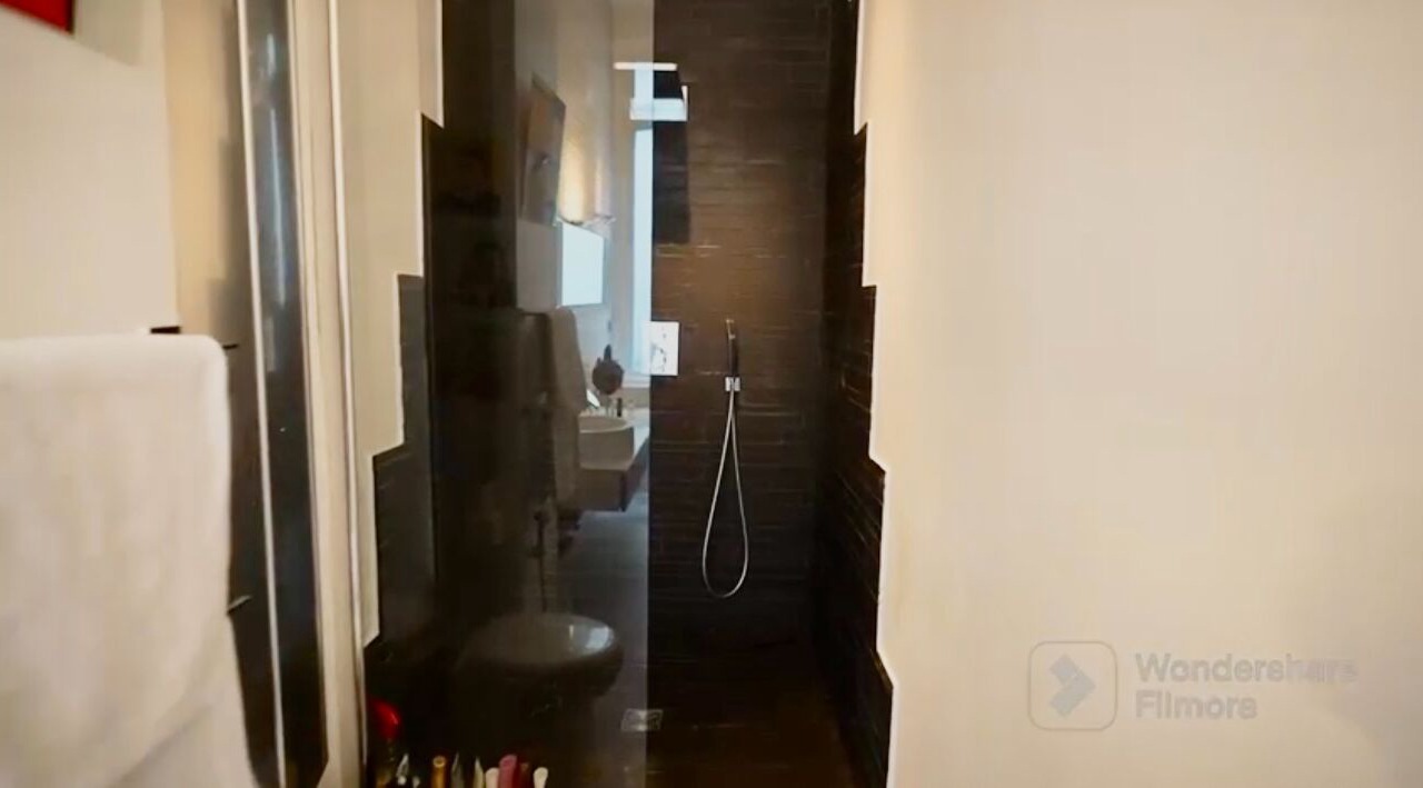 Photo of Bathroom in Champs-Elysees