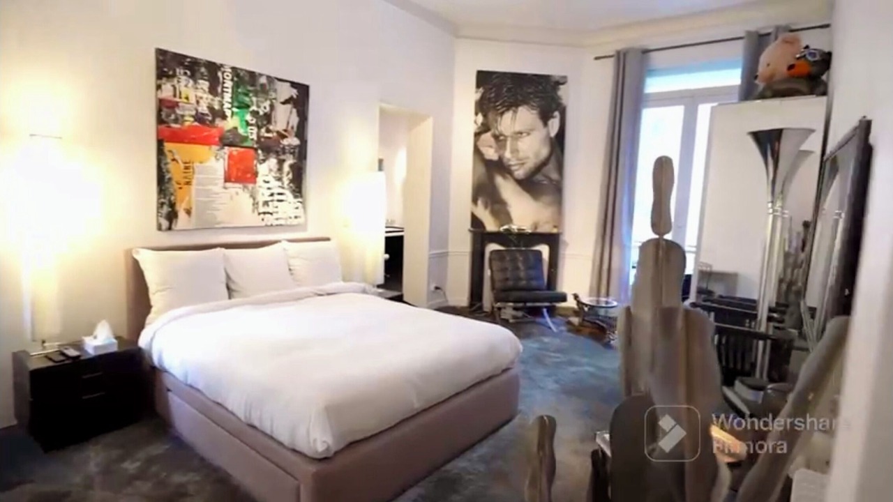 Photo of Bedroom in Champs-Elysees
