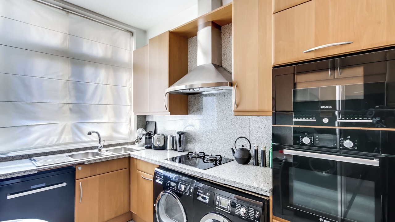 Photo of Kitchen in 8th Arrondissement