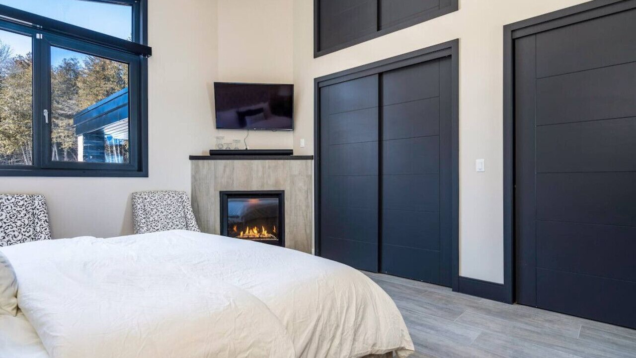 Photo of Bedroom in Meaford