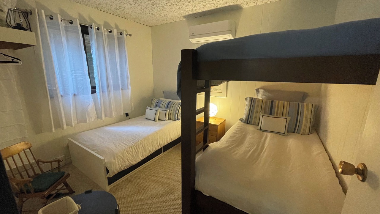 Photo of Bedroom in Craigleith