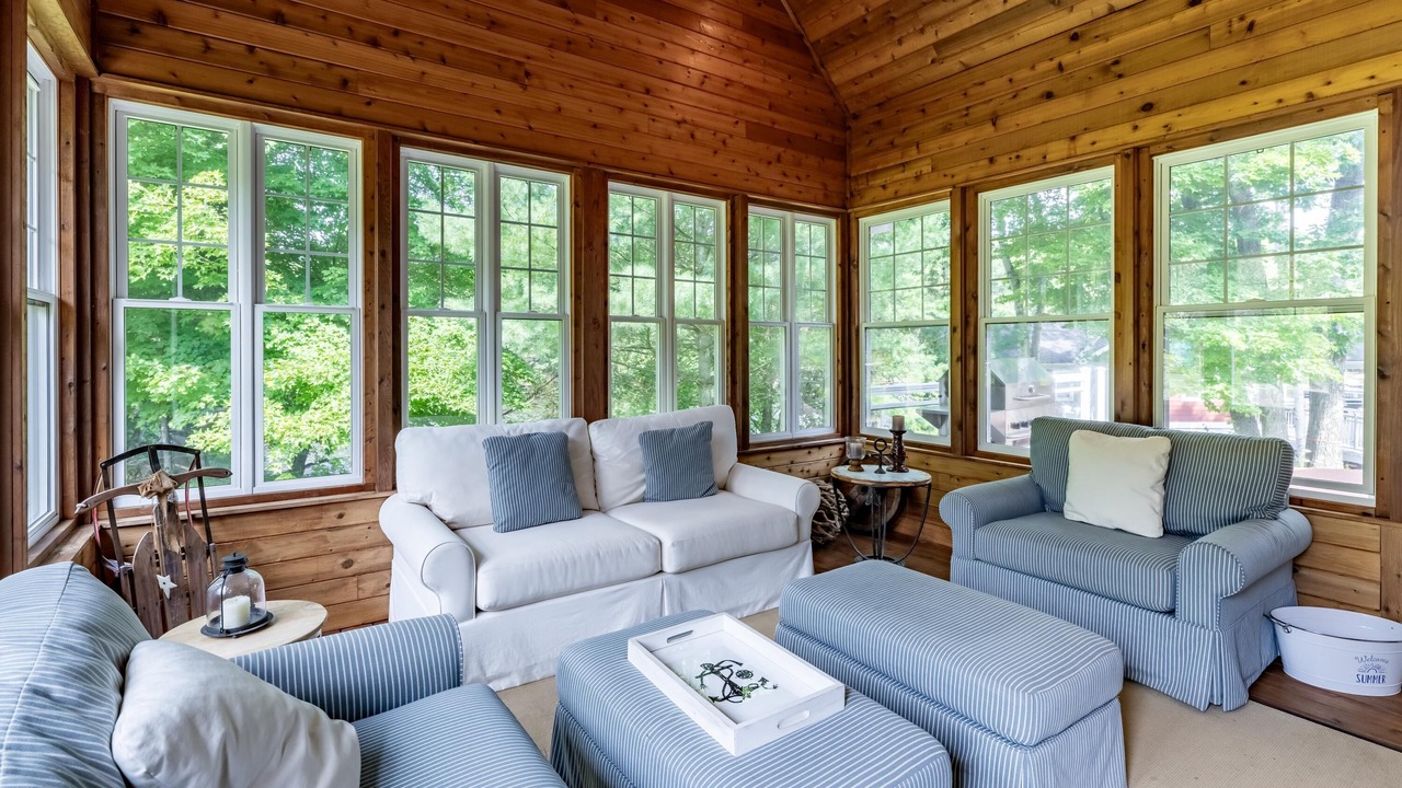 Photo of Bedroom in Muskoka Lakes