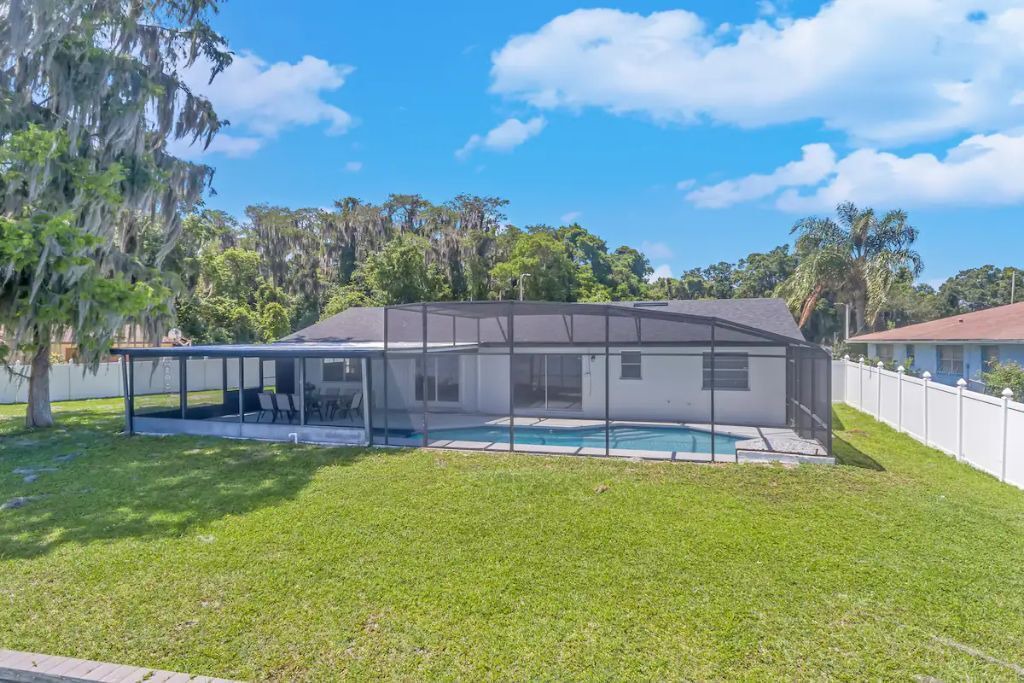 Photo of Outdoor in Clear Lake
