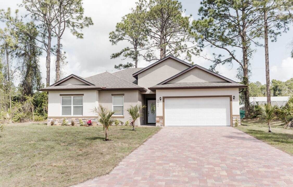 Photo of Outdoor in North Port