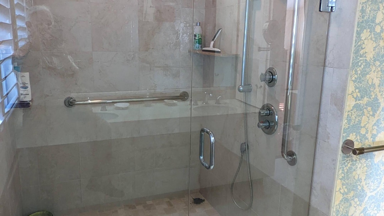 Photo of Bathroom in Windermere