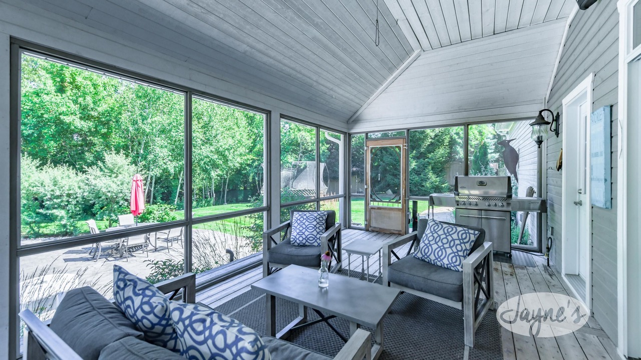 Photo of Outdoor in Colling Woodlands