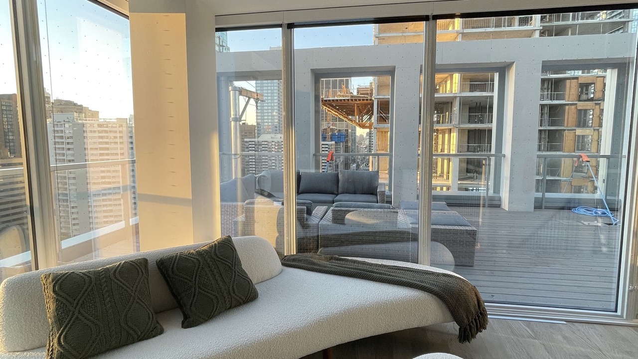 Photo of Livingroom in Church and Wellesley