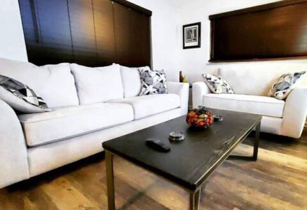 Photo of Livingroom in Carver City - Lincoln Gardens