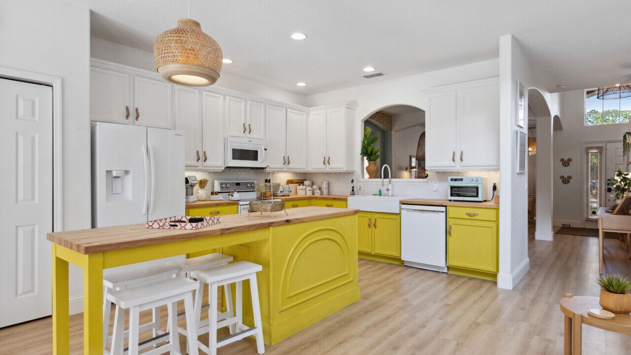 Photo of Kitchen in Watersong