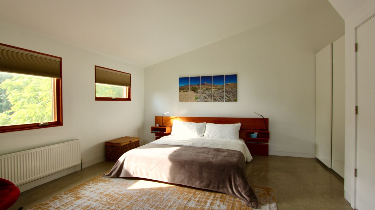 Photo of Bedroom in Humber Bay