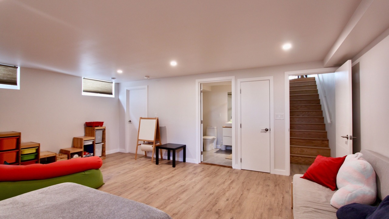 Photo of Livingroom in Humber Bay