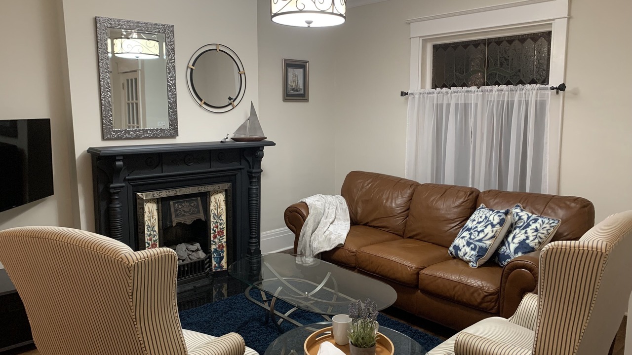 Photo of Livingroom in Riverdale