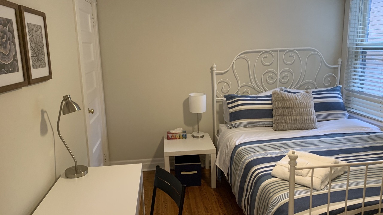 Photo of Bedroom in Riverdale