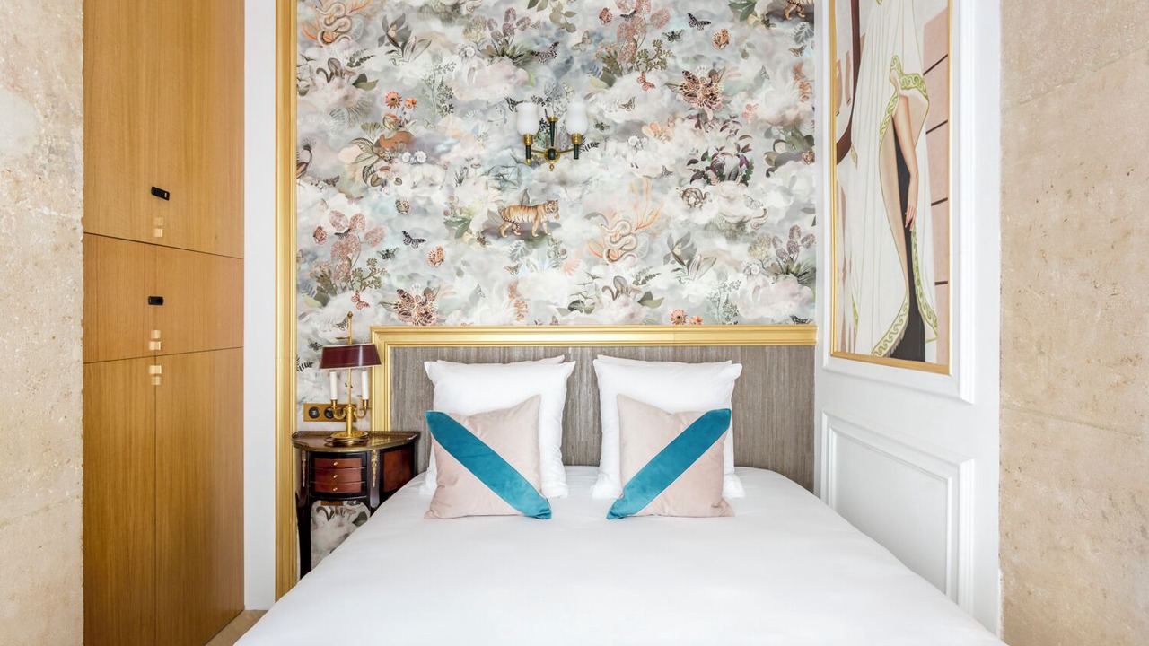Photo of Bedroom in 8th Arrondissement