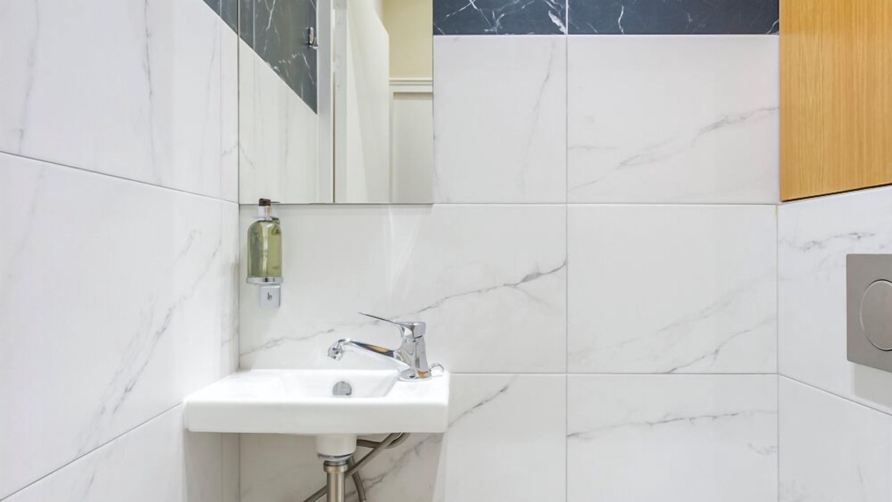Photo of Bathroom in 8th Arrondissement