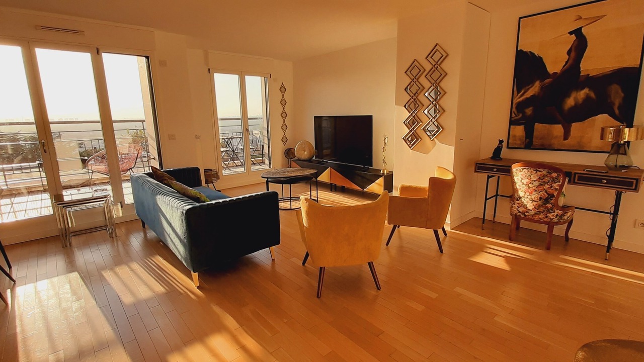 Photo of Livingroom in Suresnes