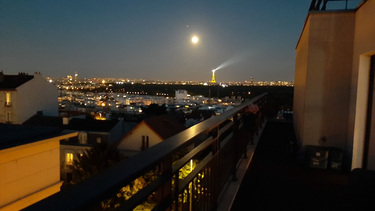 Photo of Outdoor in Suresnes