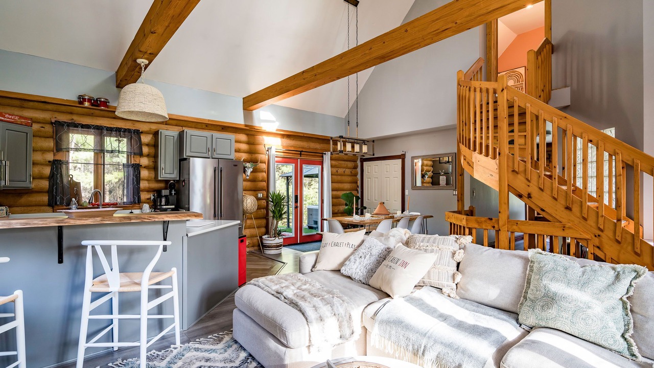 Photo of Livingroom in Meaford