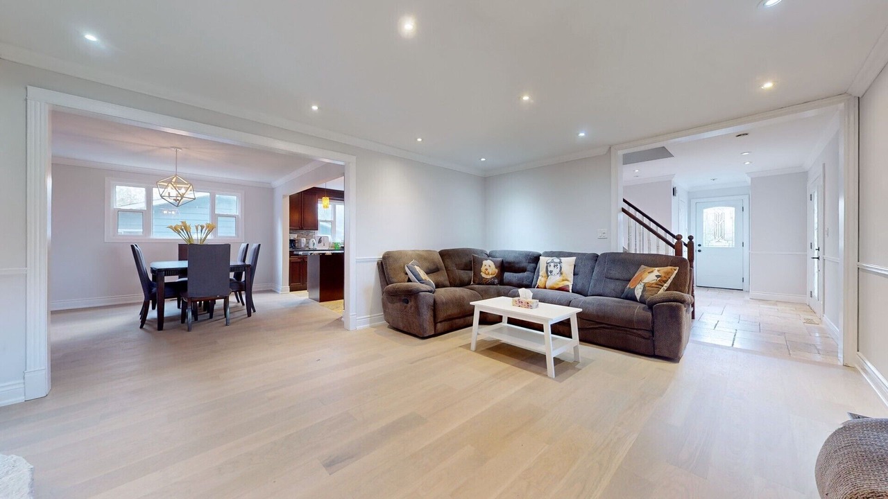 Photo of Livingroom in Georgina