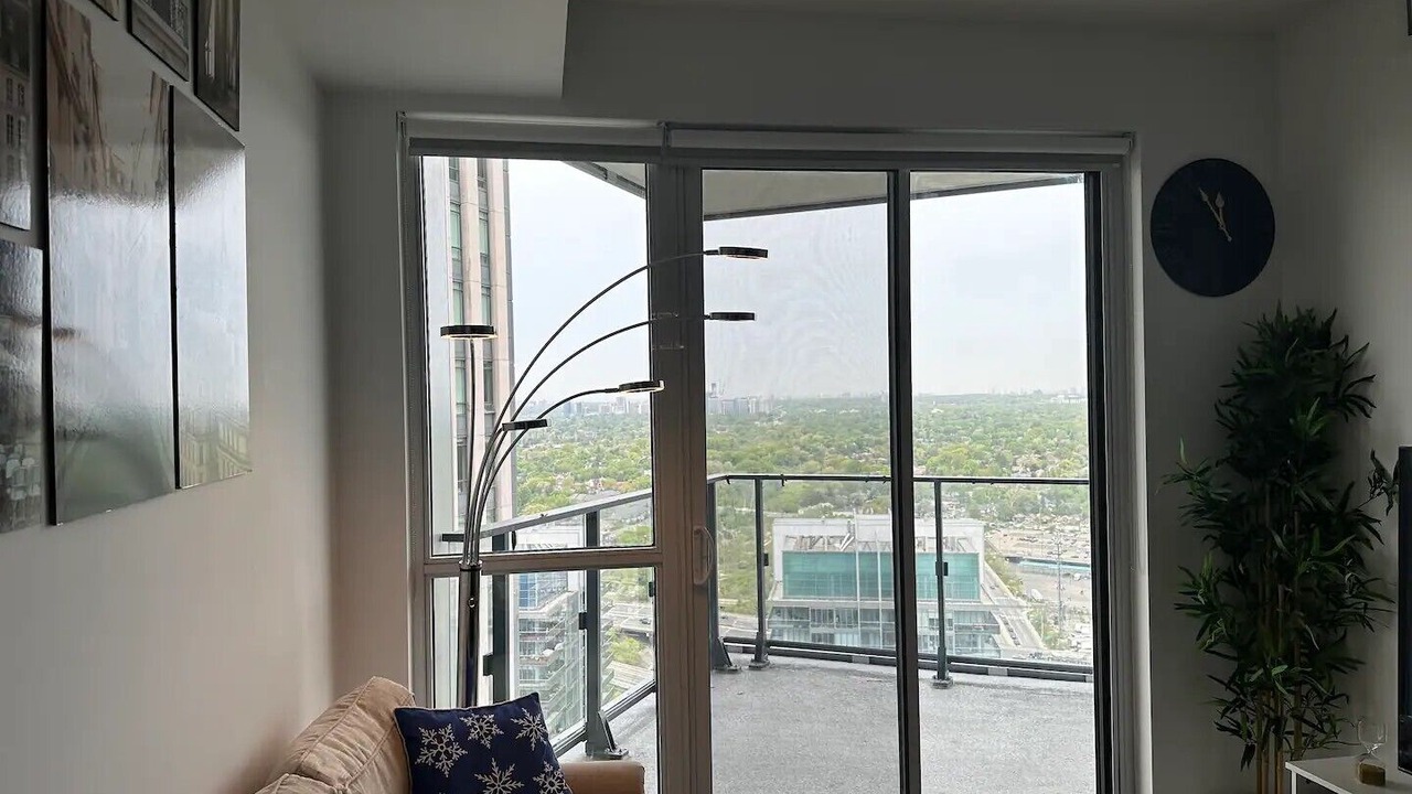 Photo of Livingroom in The Queensway