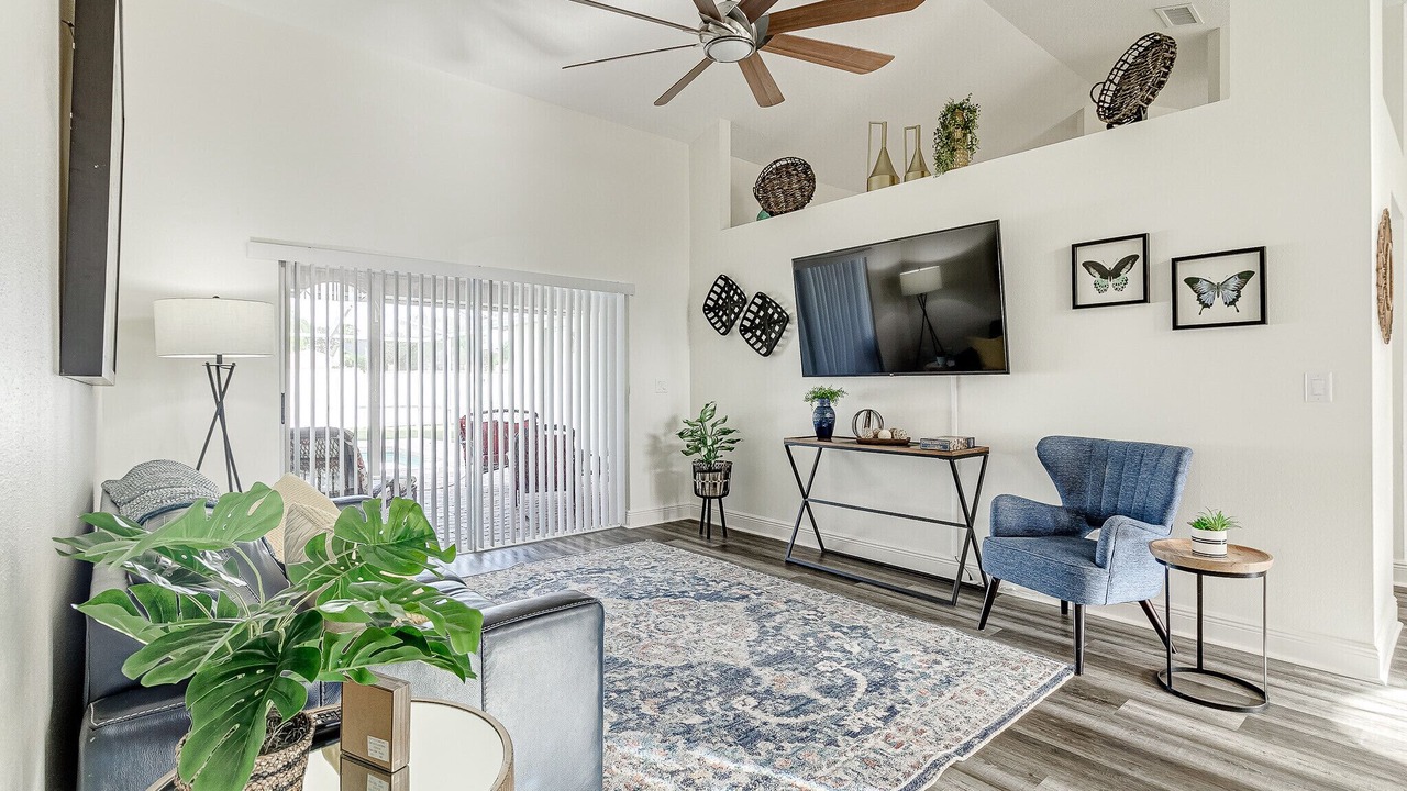 Photo of Livingroom in Lakeland