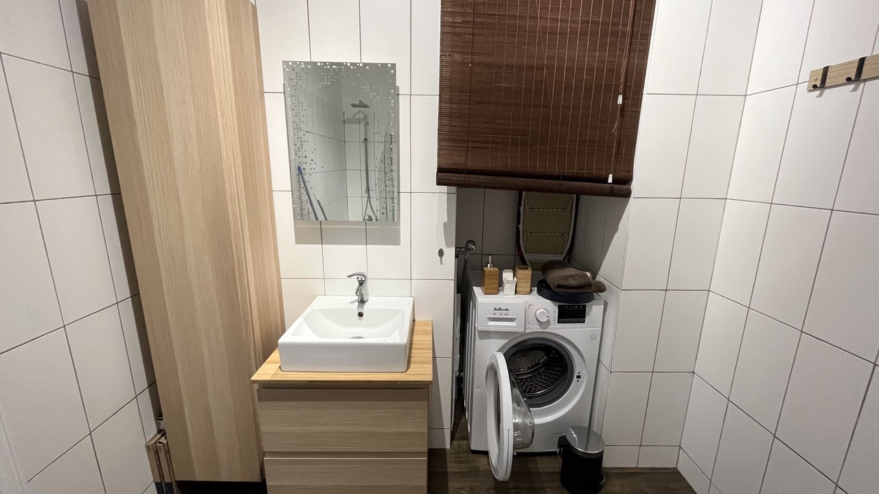 Photo of Bathroom in 19th Arrondissement