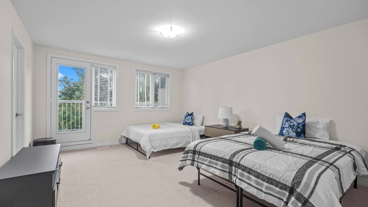 Photo of Bedroom in Lakeview