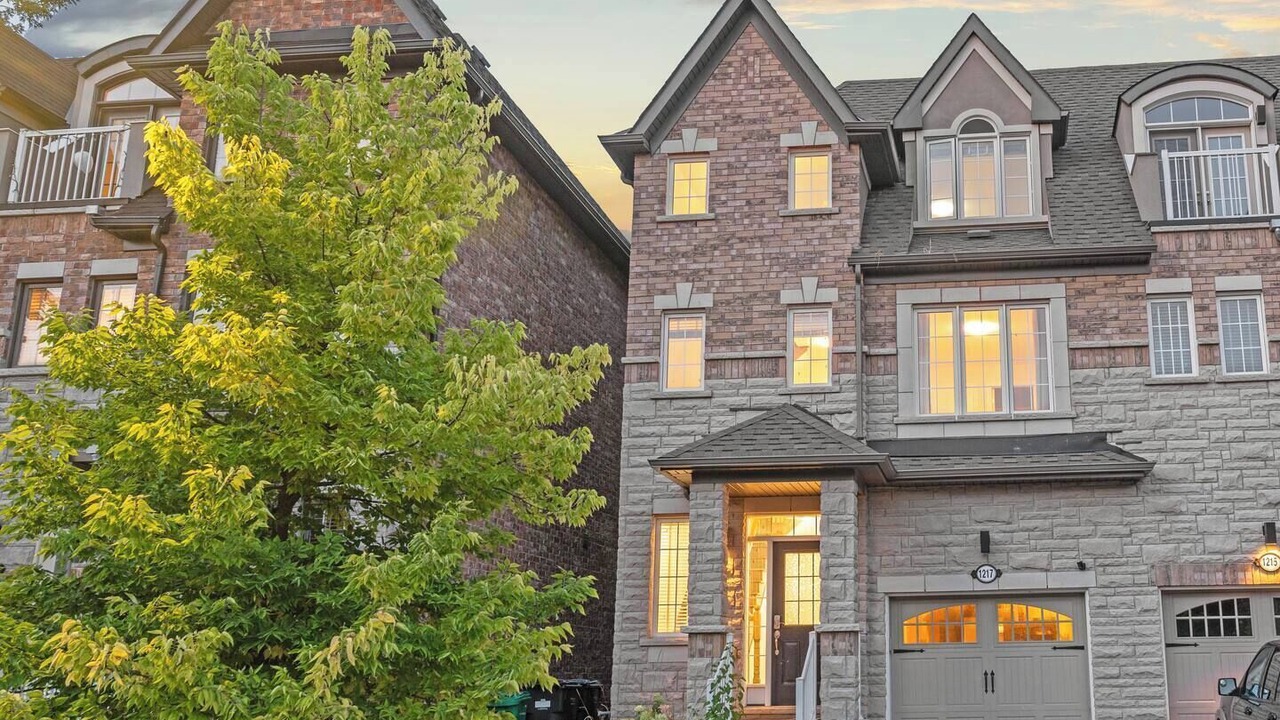 Photo of Outdoor in Lakeview