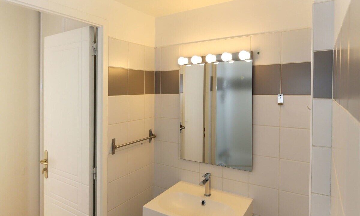 Photo of Bathroom in Jardin des plantes
